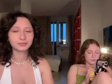 Chaturbate Free Porn Cam of miafleur