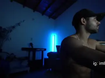 Chaturbate Nude Webcam of mrlouiss