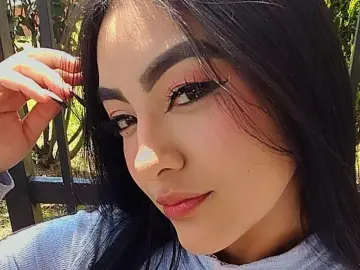 Imlive Free Porn Cam of RoxxySweett