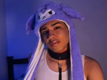 Imlive Sex Cam of Santifoxx