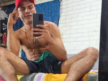 Livejasmin Free Porn Cam of GeorgeRubioo