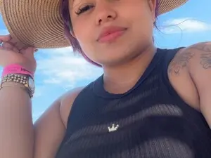 Myfreecams Free Porn Cam of sasha_blaire