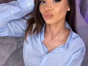 Myfreecams Live Sex Cam of FlirtyFawn