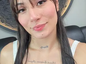 Myfreecams Watch Live Sex Cams of Miss_charlot