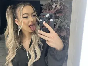 Myfreecams Adult Video Chat of KylieJoyce