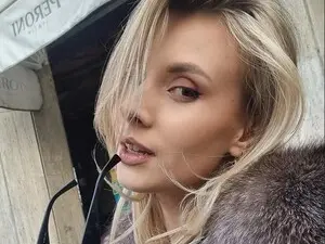 Myfreecams Live Porn of MishelleBrizo