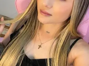 Myfreecams Free Live Porn of Veronika_wins
