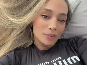 Myfreecams Live Sex Cam of SweetNinotCHk