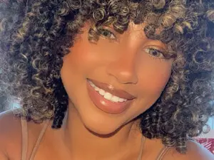 Myfreecams Sex Cam of Ninna_flowers