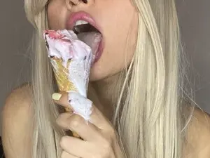 Myfreecams Sex Cam of MoonLush