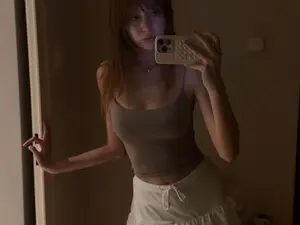 Myfreecams Live Sex Cam of RoboSasha