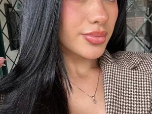 Myfreecams Free Live Porn of Emi_Rosse