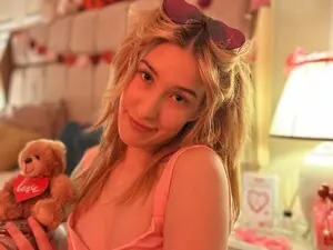 Myfreecams Sex Cam of SerenaBennet