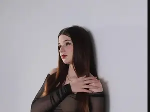 Myfreecams Nude Webcam of MakiimaStar