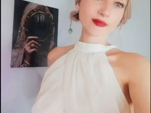 Myfreecams Watch Live Sex Cams of SerenaGrant