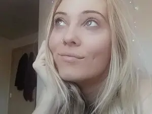 Myfreecams Sex Chat of Leeleigh1