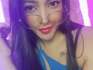 Myfreecams Live Sex Cam of julia_07