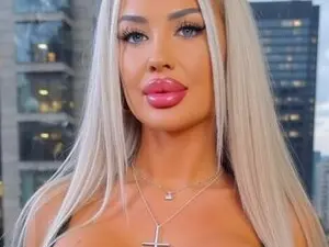 Myfreecams Best live sex cam show of AwwwElla