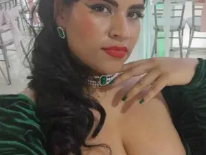 Myfreecams Live Sex Cam of roxanahills_