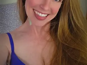 Myfreecams Adult Webcams of CharlotteDoe
