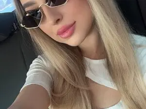 Myfreecams Adult Webcams of ScarletColes