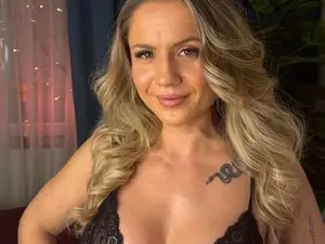 Myfreecams Private Sex Chat of AdelineCarter