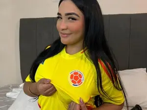 Myfreecams Watch Live Sex Cams of Isa_Collin