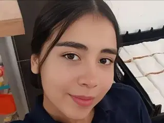 Streamate Adult Webcams of Danna_Petite