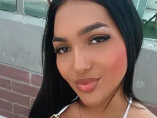Streamate Adult Webcams of IssyDaniels