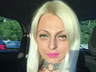 Streamate Best live sex cam show of Carolina_xo