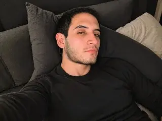 Streamate Free Porn Cam of Charlizee_23
