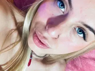 Streamate Free Porn Cam of alessiawonder