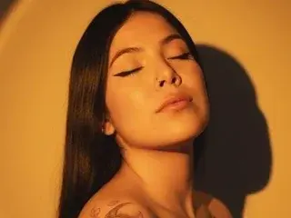 Streamate Sex Cam of AilynRed