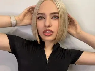 Streamate Adult Webcam of LizaBreeze