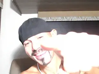 Streamate Adult Webcam of ThickDick2cum