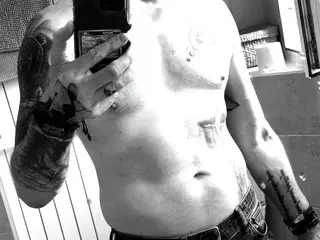 Streamate Adult Webcams of Mr_B_Naughty