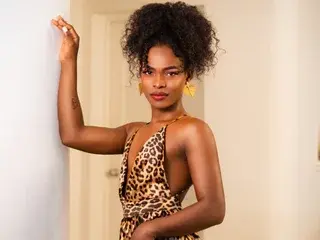 Streamate Adult Webcams of RayzaLebons