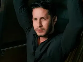 Streamate Live Sex Cam of GeorgeDiesell