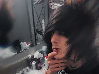 Streamate Live Porn of GraveRobber98