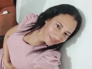 Streamate Live Sex Cam of NinaSimonne