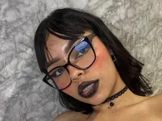 Streamate Live Sex of GeekyNyveth