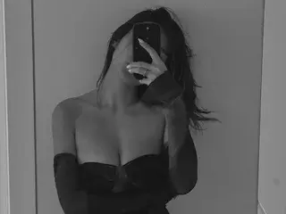 Streamate Nude Webcam of VeliaSai