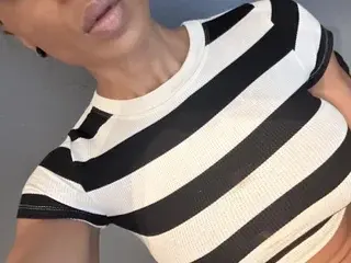 Streamate Live Sex Cam of ChanelKnight