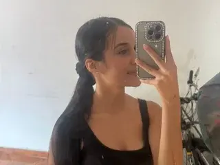 Streamate Free Porn Cam of EMILYAlvernia