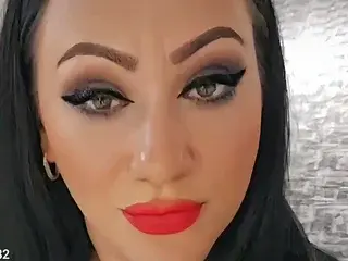 Streamate Free Porn Cam of MistressDeaxxx
