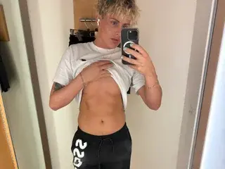 Streamate Best live sex cam show of LaithanBiBritish