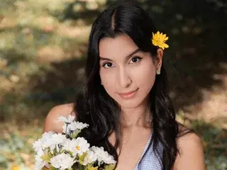 Streamate Live Porn of IsabellaQueens