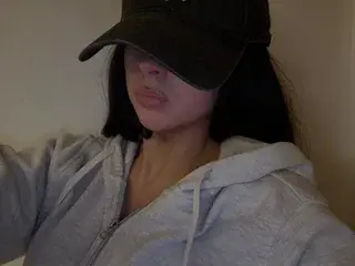 Streamate Nude Webcam of SweetScarletteUK