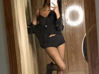 Streamate Best live sex cam show of ShanayaKapoor