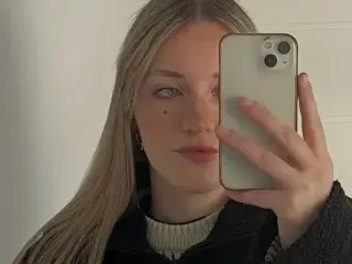 Streamate Best live sex cam show of EvelynBlond